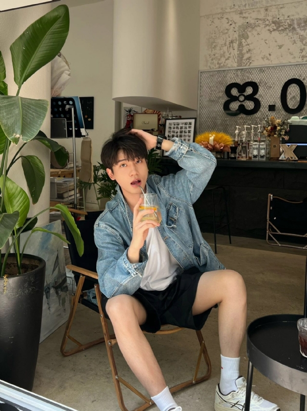 Miracle的第一张照片--九龙蓝颜知己交友网